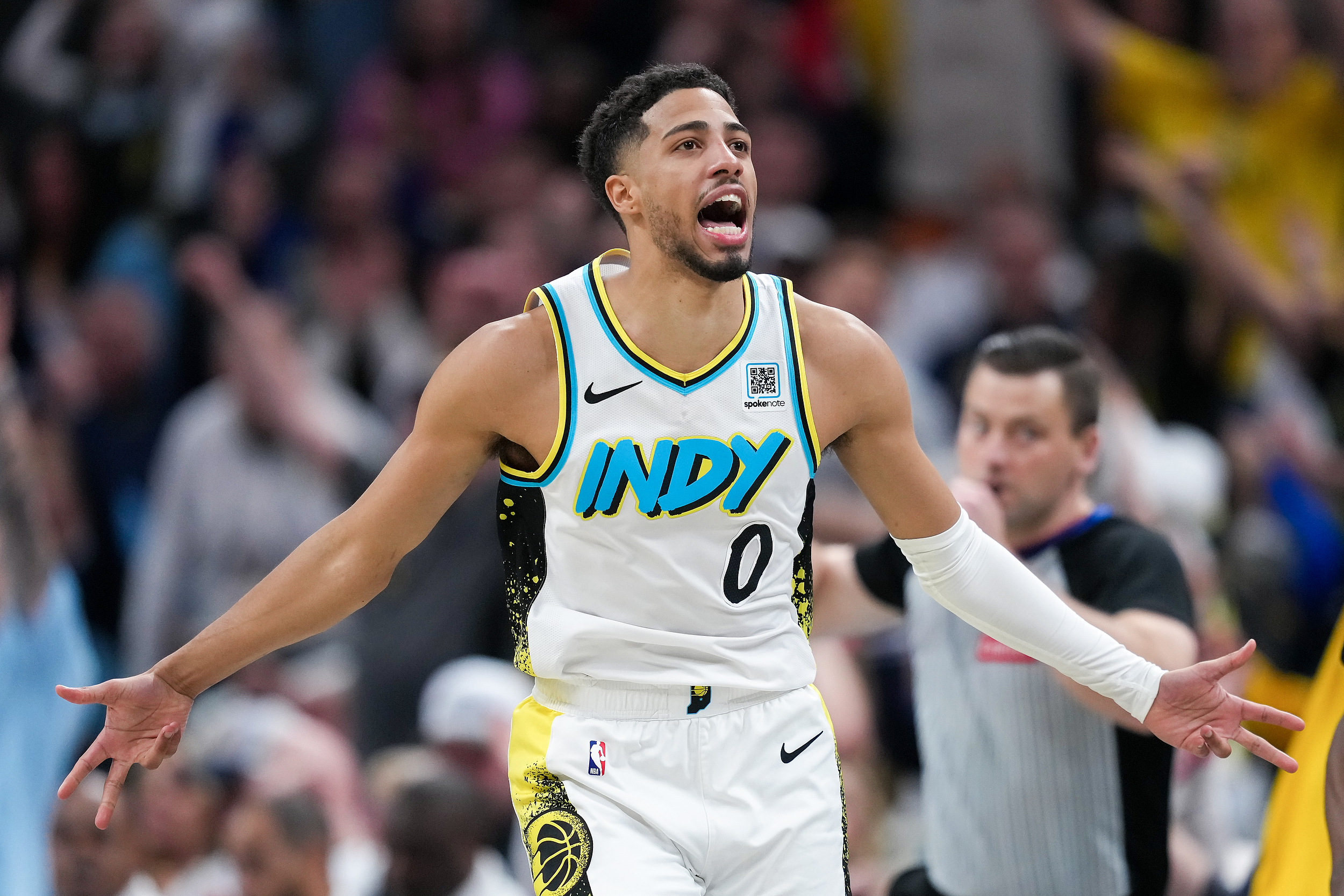 买马挣钱网站app-步行者三场东决赢球比赛中禁区外投篮命中率均超过40%