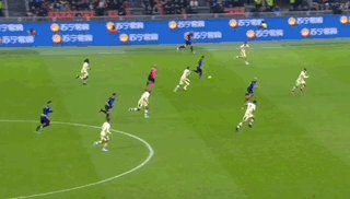 买马挣钱网站app-大腿级劳塔罗！“喜剧人”回到国米变正剧男主