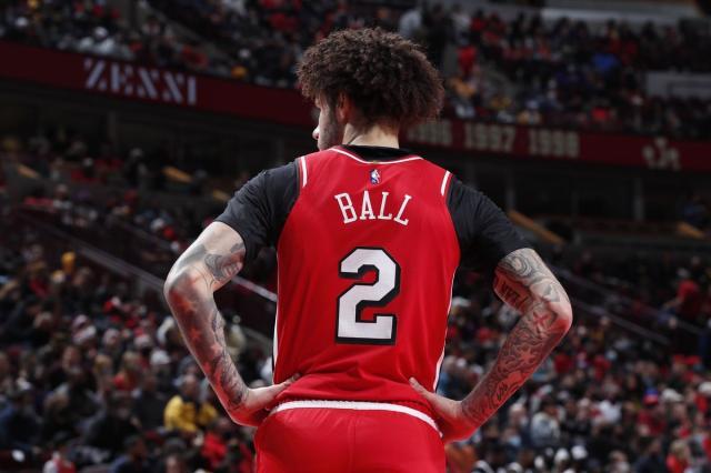 1663467791757051569.jpg 新赛季五大疑问待解:篮网闹剧结束?勇士小将雄起?