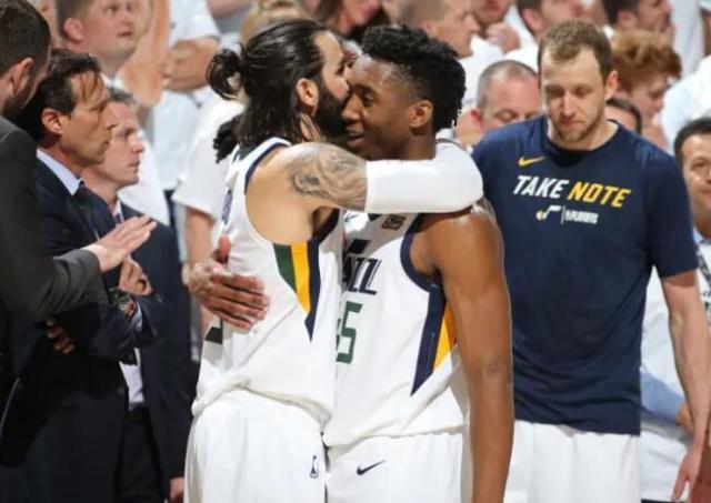 买马挣钱网站app-米切尔&amp;卢比奥：第二次联手更开心