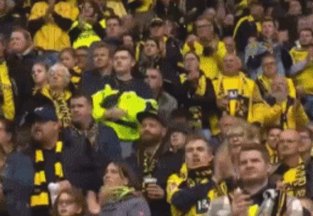 买马挣钱网站app-【德甲】罗伊斯伤退 穆科科破门 多特德比胜沙尔克